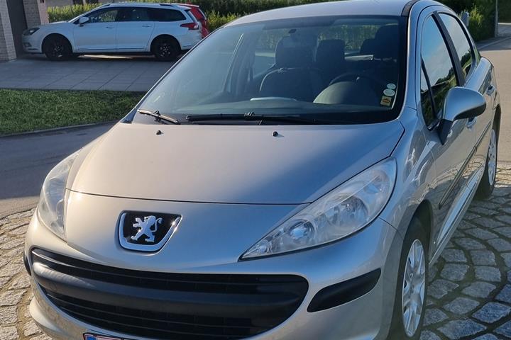 undefined Peugeot 207 fra 2006