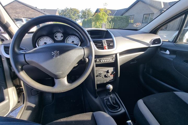 undefined Peugeot 207 fra 2006