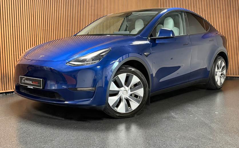 Tesla Model Y Long Range AWD