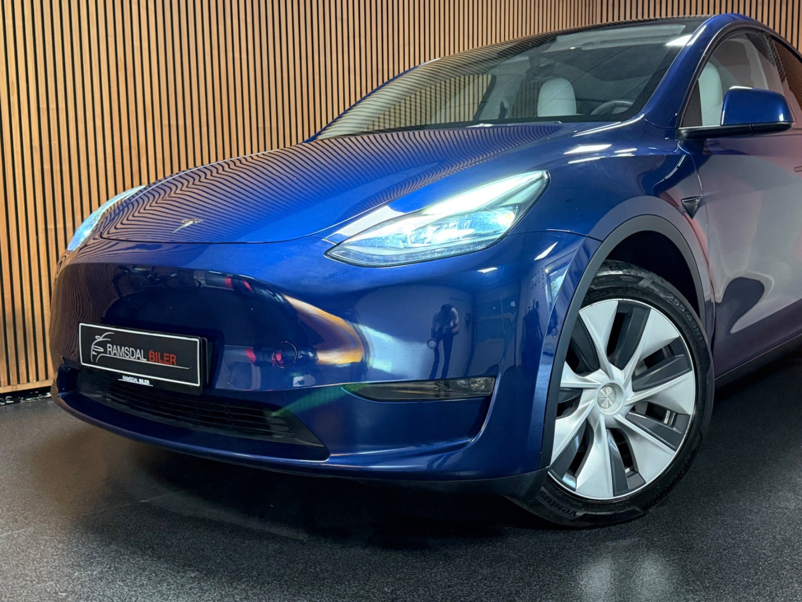 undefined Tesla Model Y fra 2021