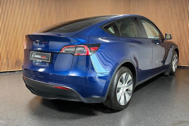 undefined Tesla Model Y fra 2021