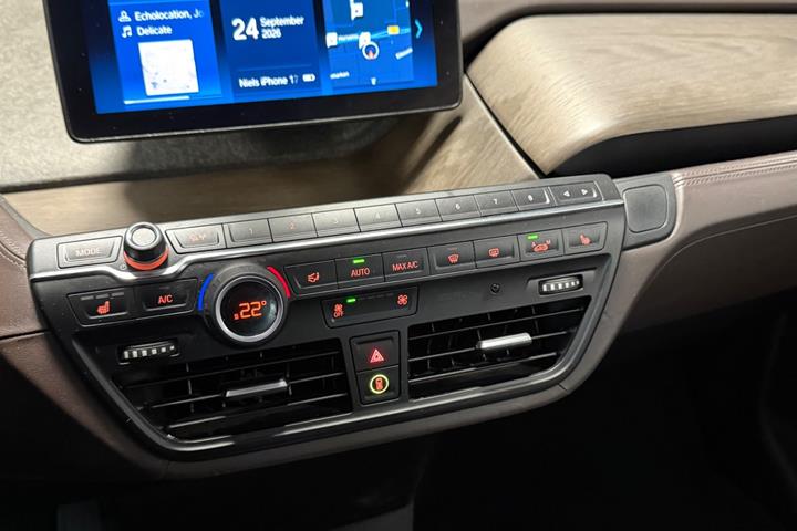 Sort BMW i3 fra 2020