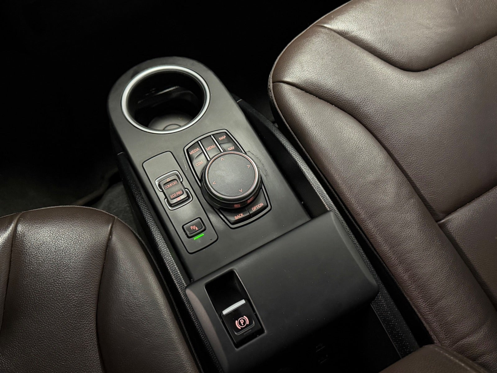 Sort BMW i3 fra 2020