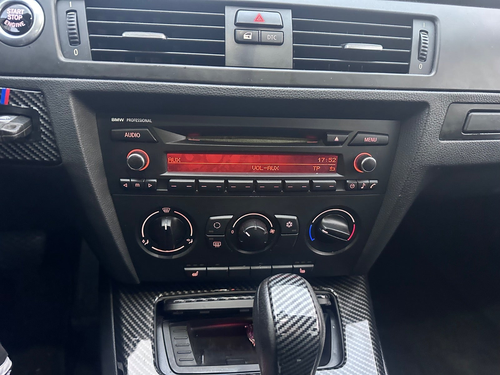 undefined BMW 320i fra 2008
