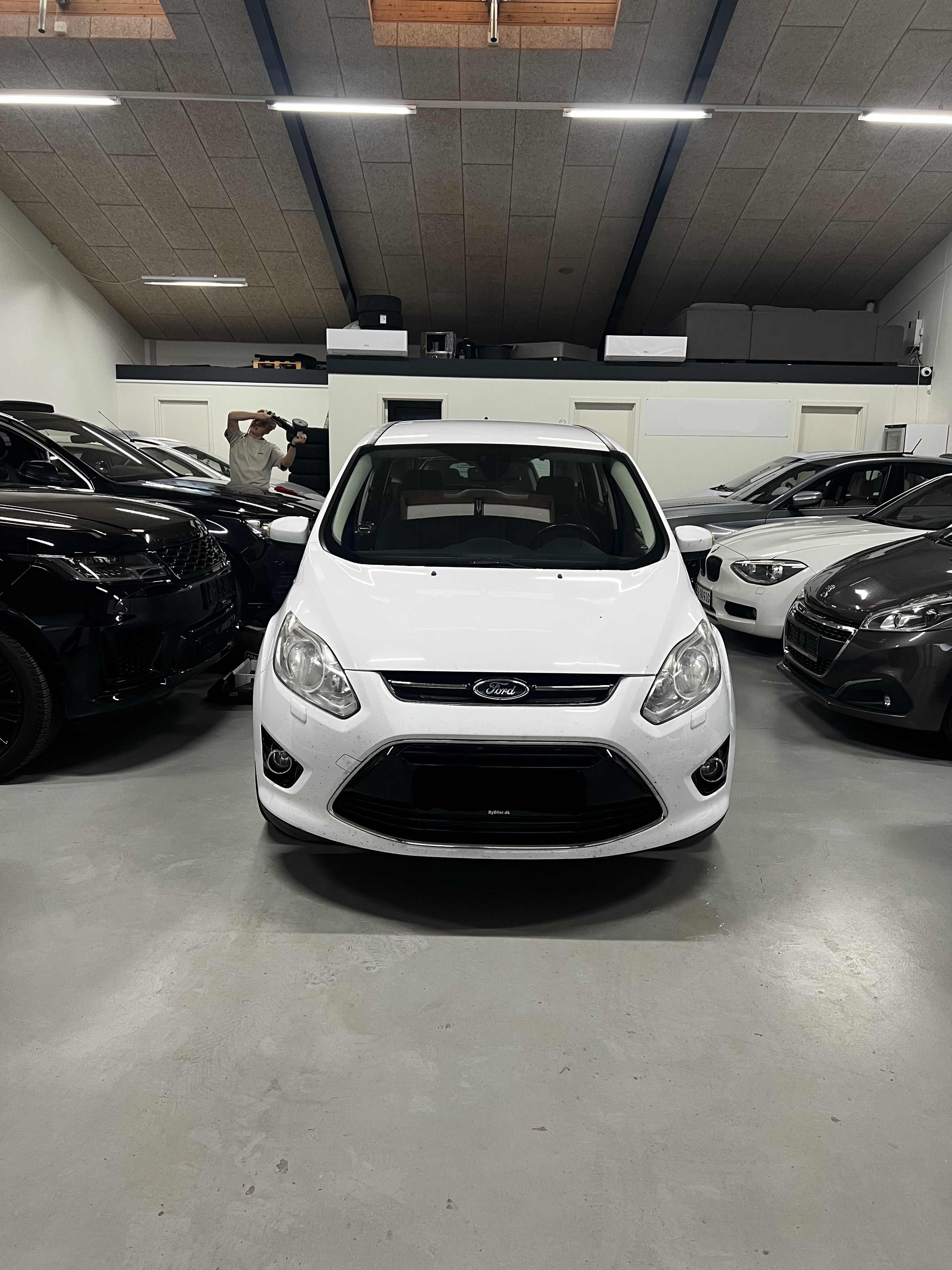 Hvid Ford C-MAX fra 2015