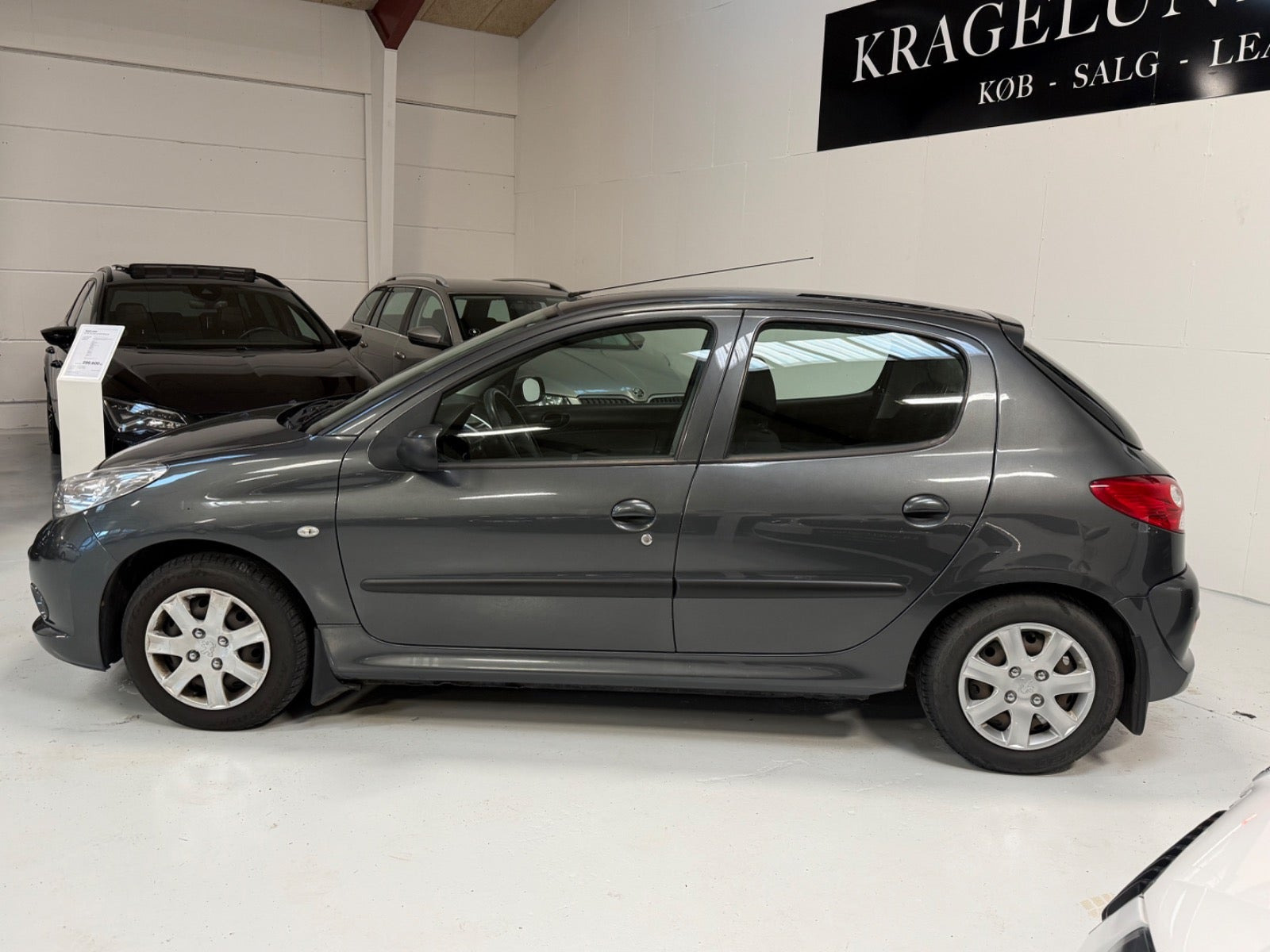 undefined Peugeot 206+ fra 2011