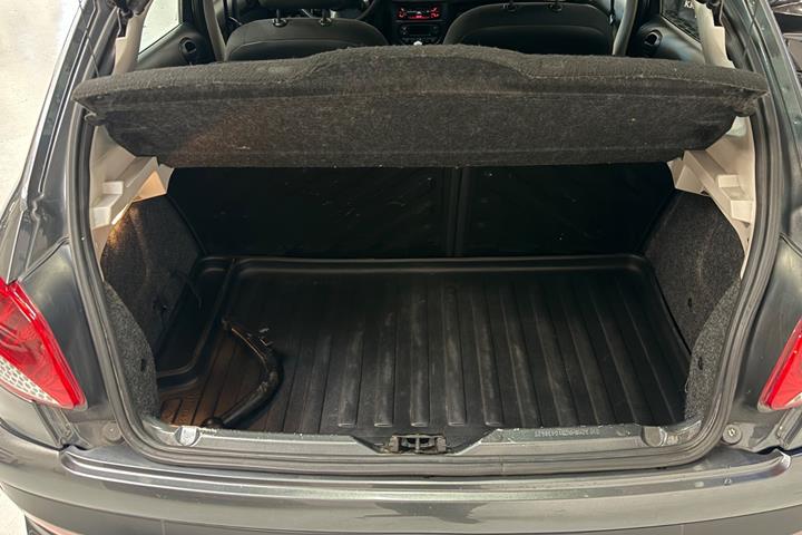 undefined Peugeot 206+ fra 2011
