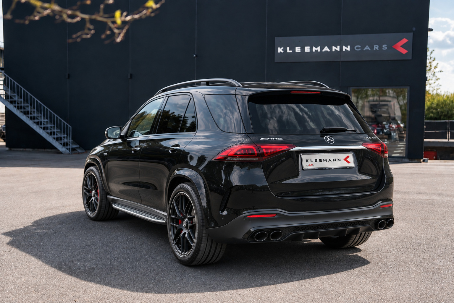 Sort Mercedes GLE53 fra 2026