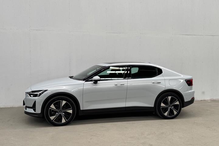 Hvid Polestar 2 fra 2023