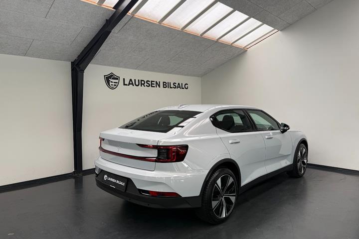 Sølv Polestar 2 fra 2023