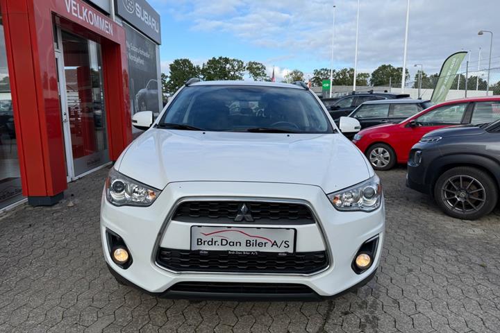 Hvid Mitsubishi ASX fra 2015