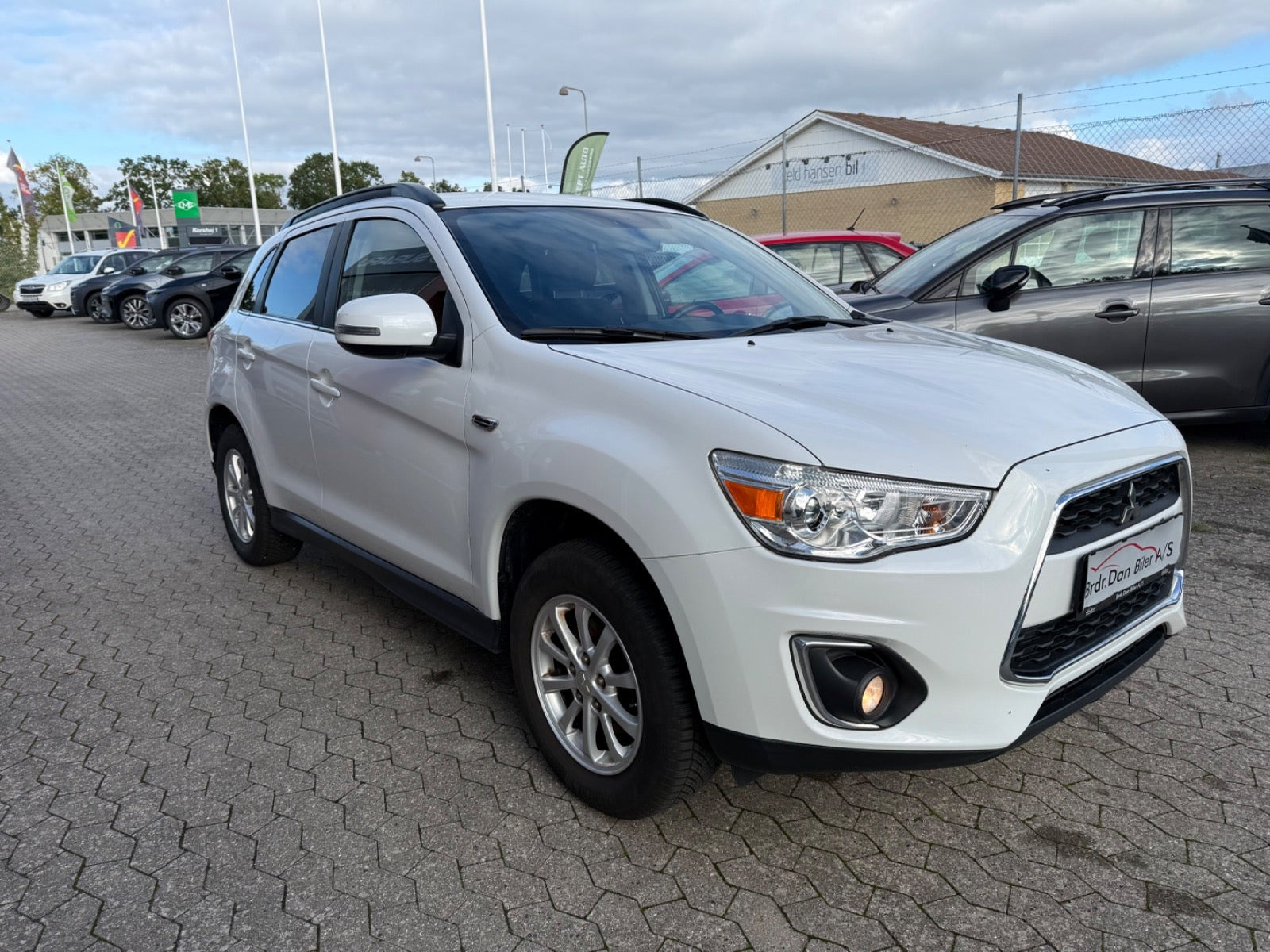 Hvid Mitsubishi ASX fra 2015