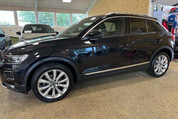 Sort VW T-Roc fra 2021