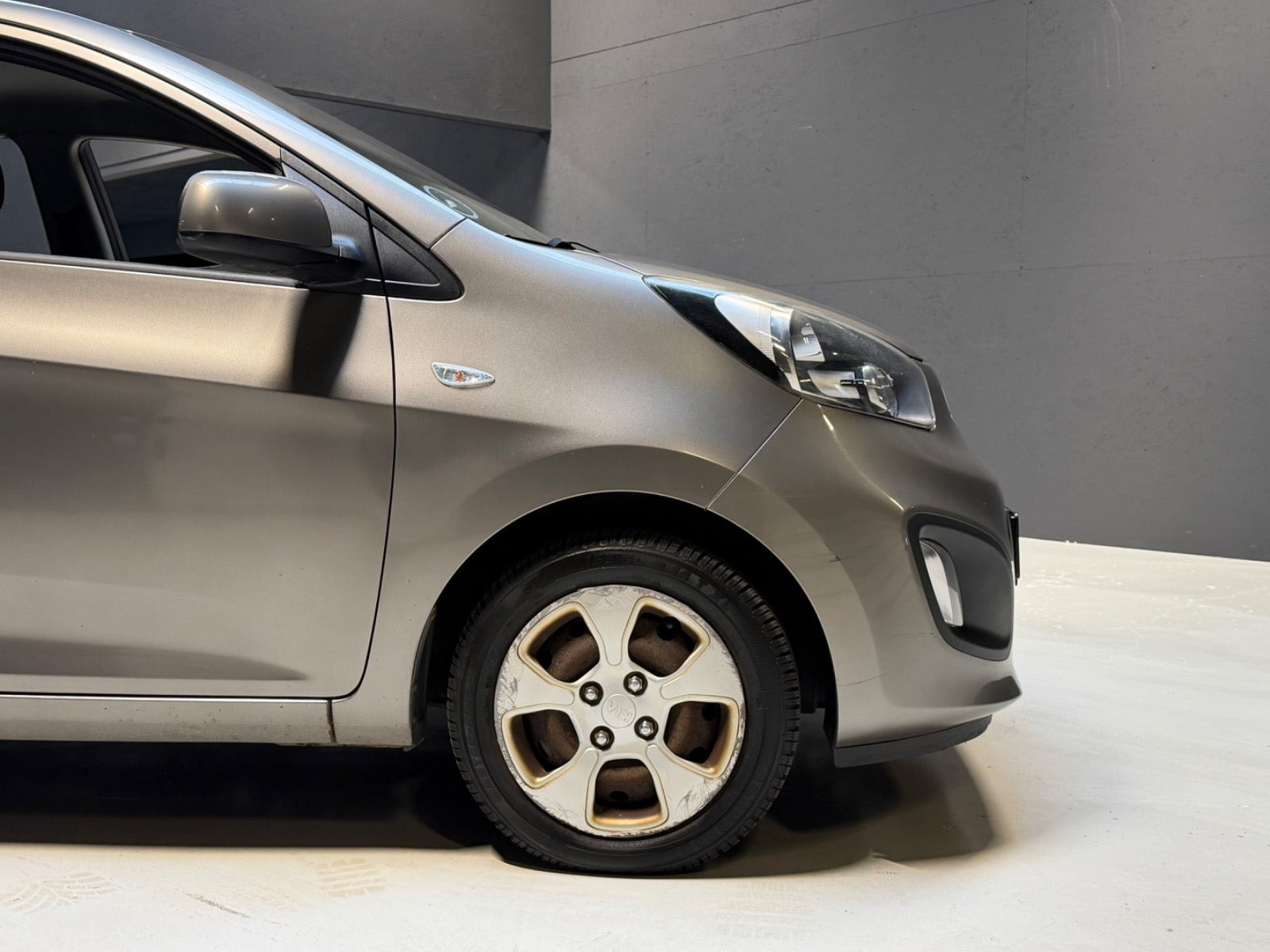 Orange Kia Picanto fra 2012