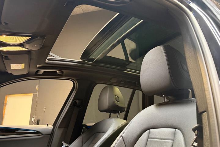 Sort BMW iX3 fra 2021