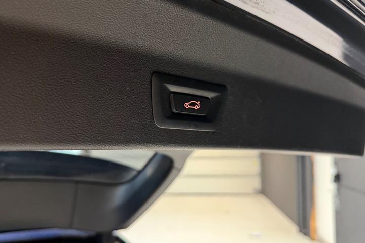 Sort BMW iX3 fra 2021