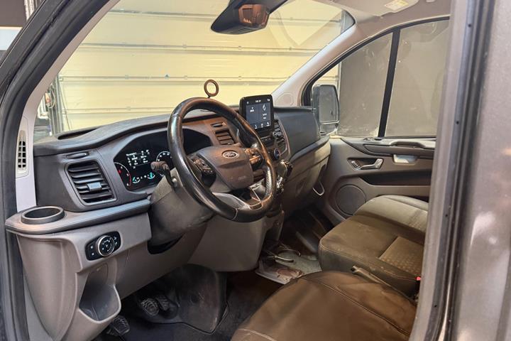 Grå Ford Transit Custom 280 L1 fra 2018