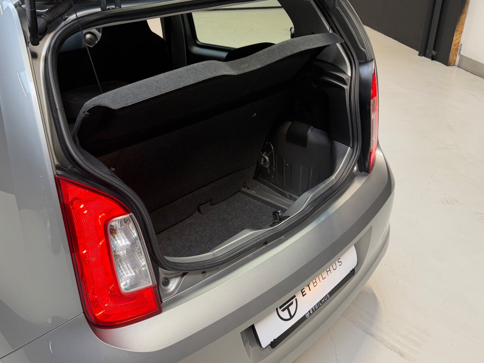 Orange Skoda Citigo fra 2018