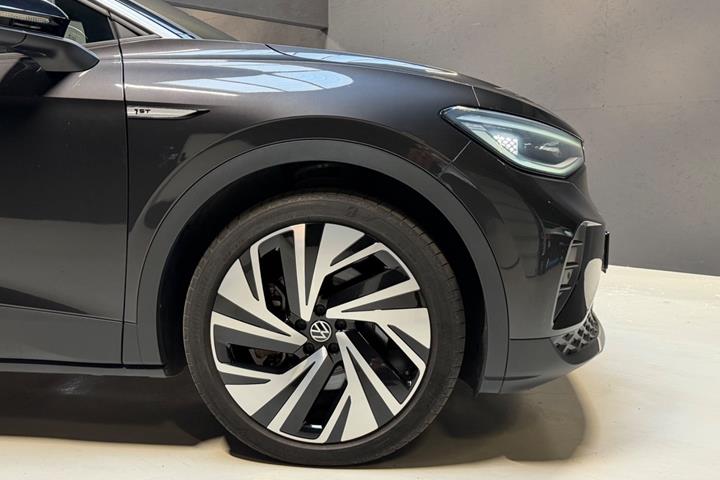 Grå VW ID.4 fra 2021