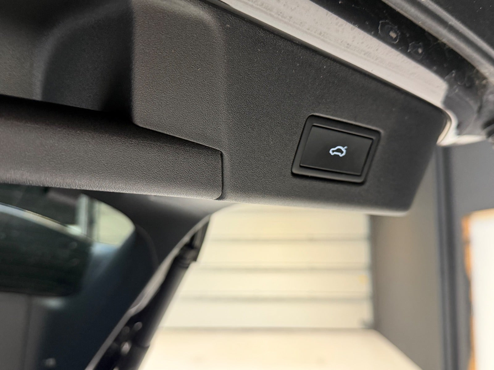 Grå VW ID.4 fra 2021
