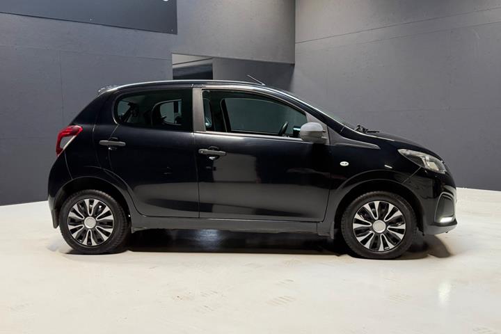 Sort Peugeot 108 fra 2014