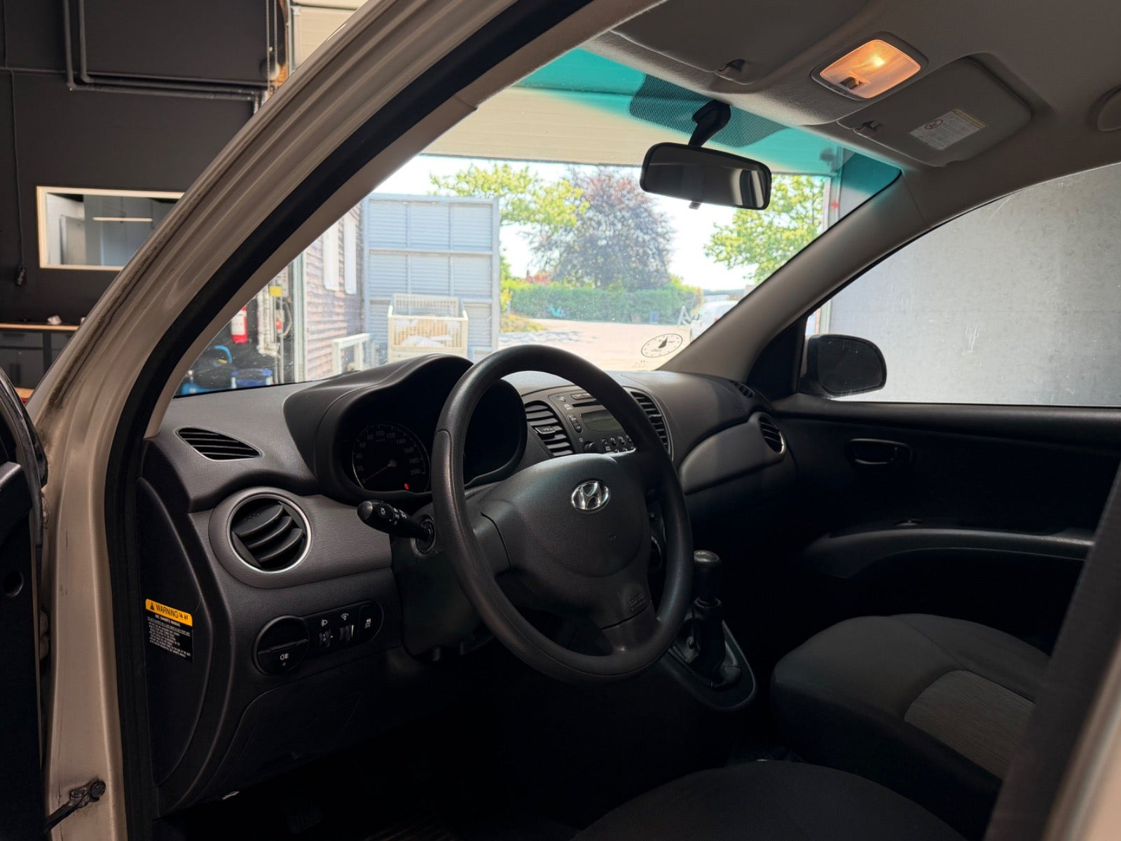 Orange Hyundai i10 fra 2011