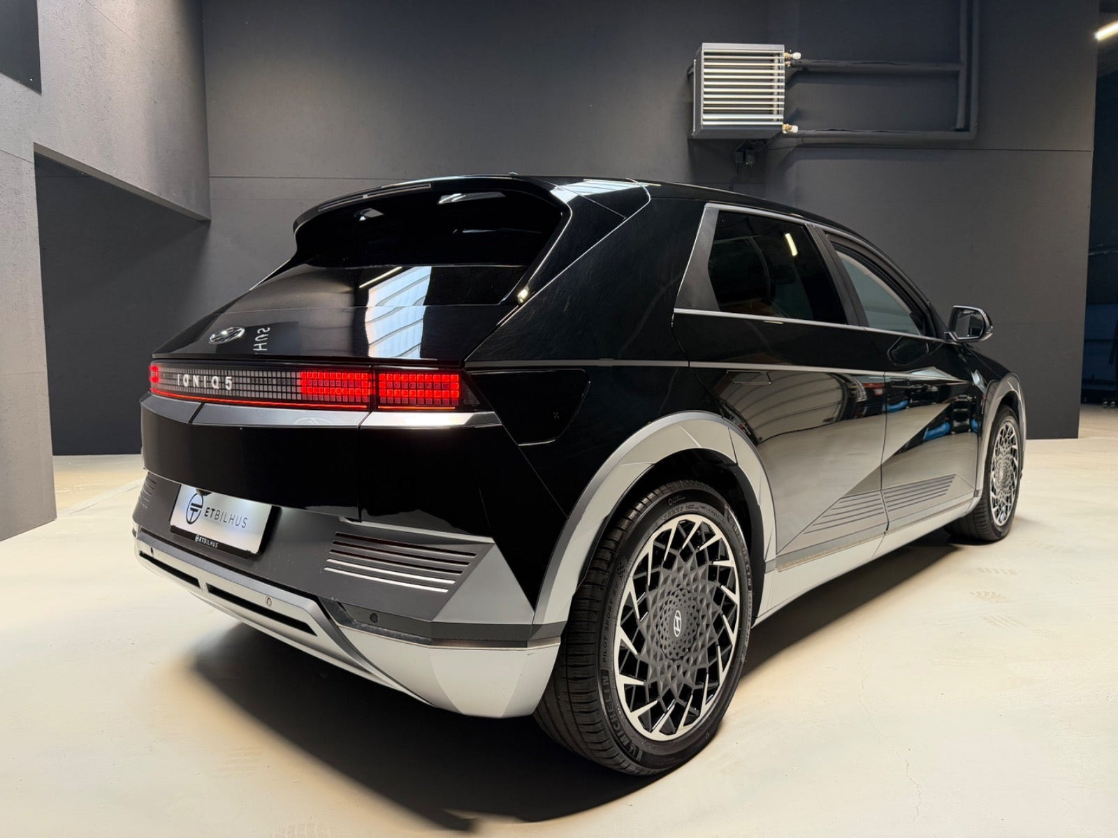 Sort Hyundai Ioniq 5 fra 2022