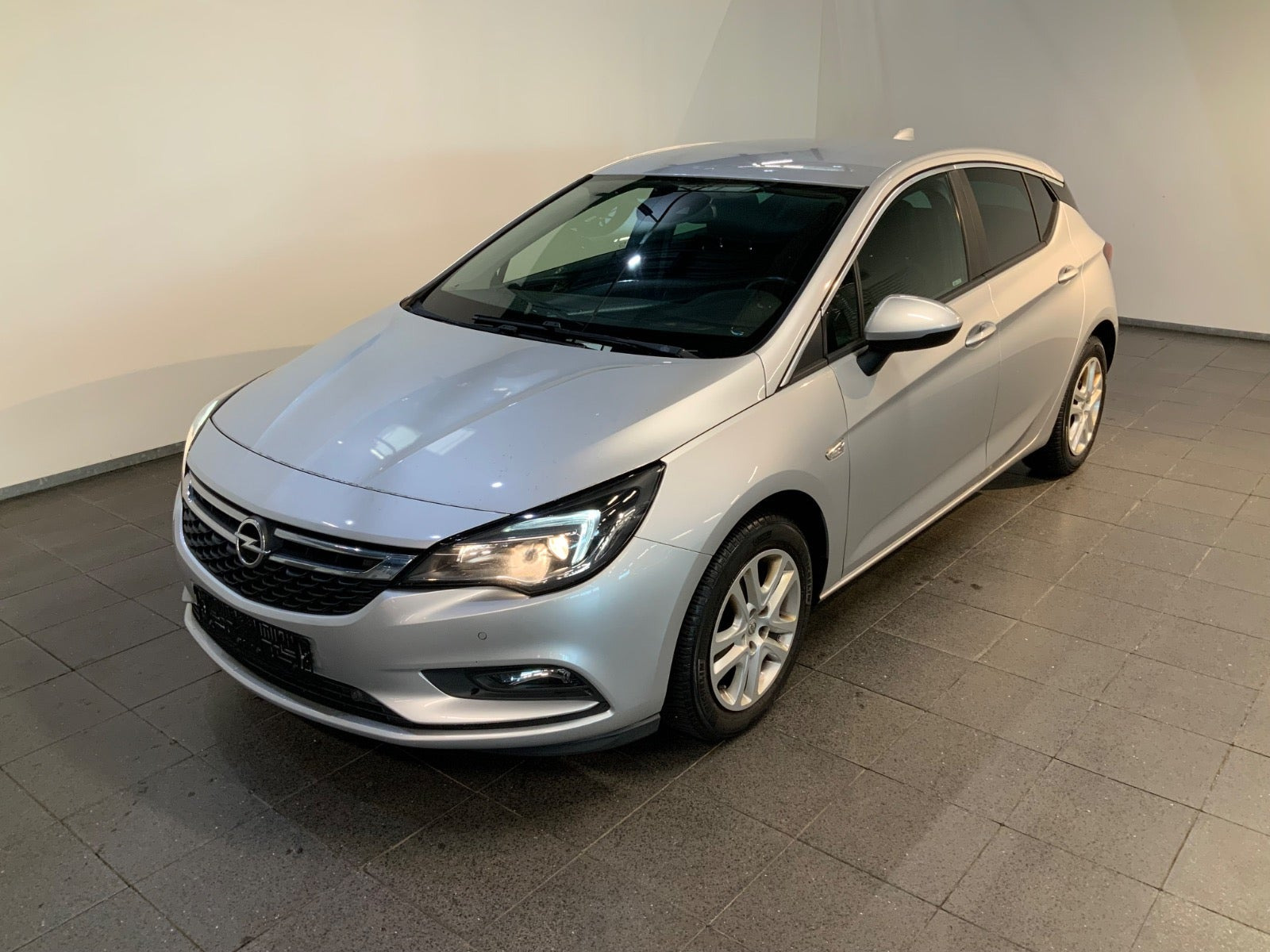 Opel Astra 1,0 T 105 Enjoy