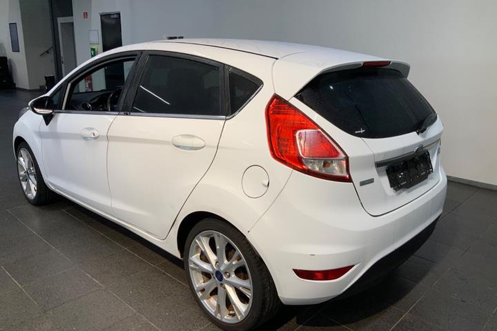 Hvid Ford Fiesta fra 2015