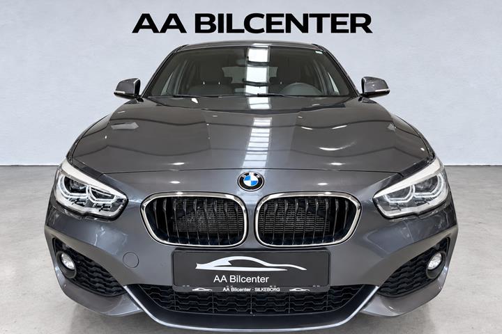 Sort BMW 118d fra 2019