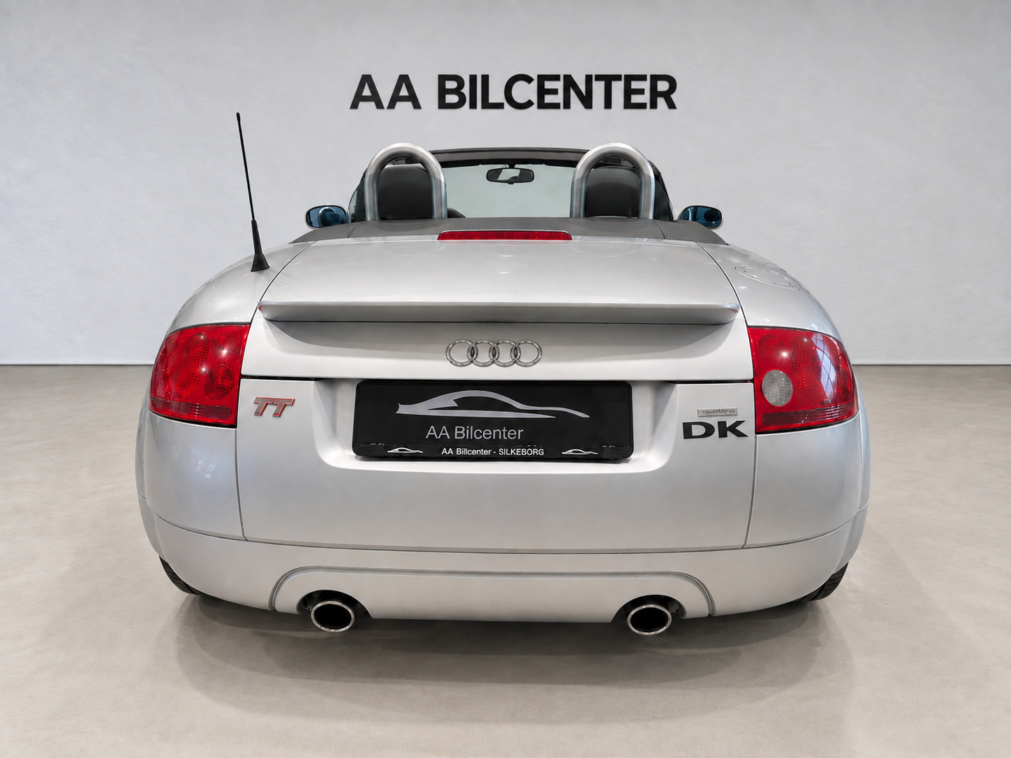 Sølv Audi TT fra 2001