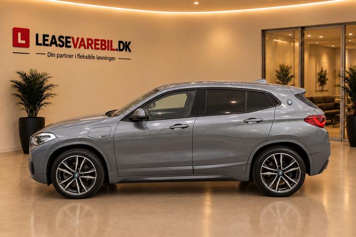 Grå BMW X2 fra 2021