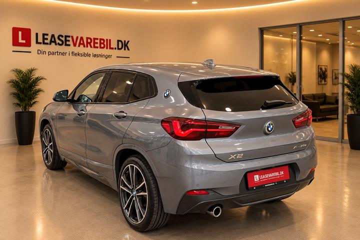 Grå BMW X2 fra 2021