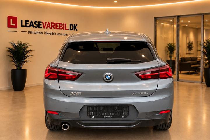 Grå BMW X2 fra 2021