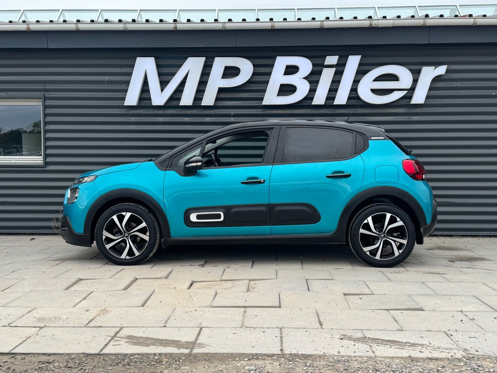 Blå Citroën C3 fra 2020