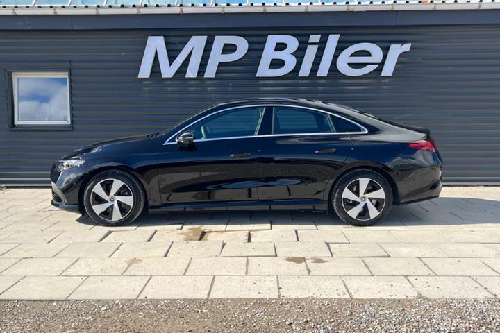Sort Mercedes CLA250+ fra 2026