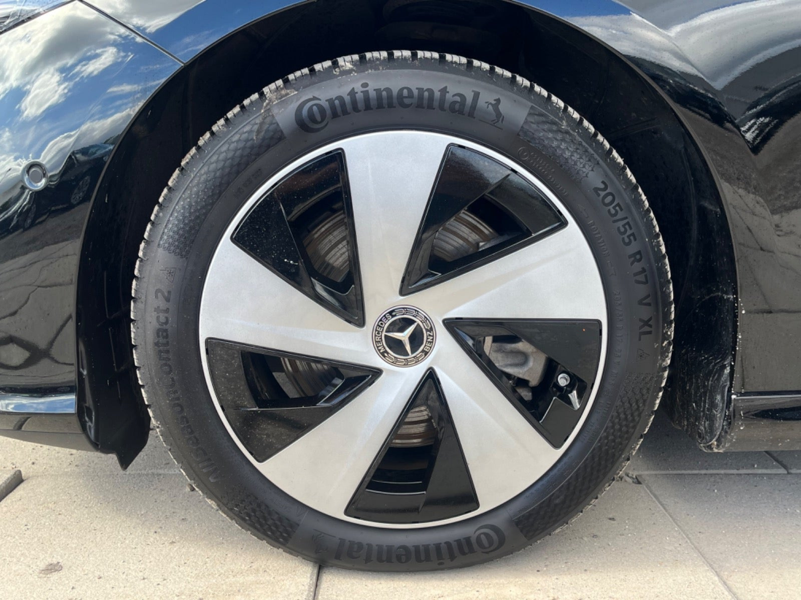 Sort Mercedes CLA250+ fra 2026