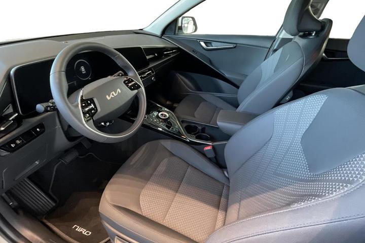 Hvid Kia Niro fra 2026