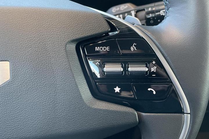 Hvid Kia Niro fra 2026