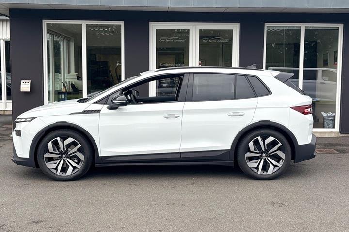 Hvid Skoda Elroq fra 2026