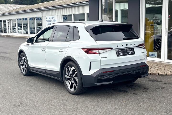 Hvid Skoda Elroq fra 2026