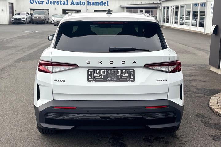 Hvid Skoda Elroq fra 2026