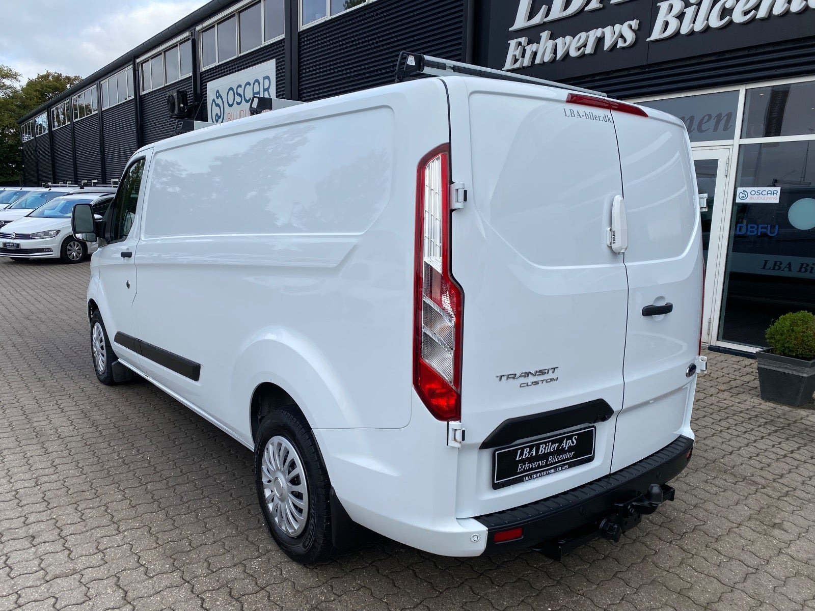 Hvid Ford Transit Custom 300 L2 fra 2023