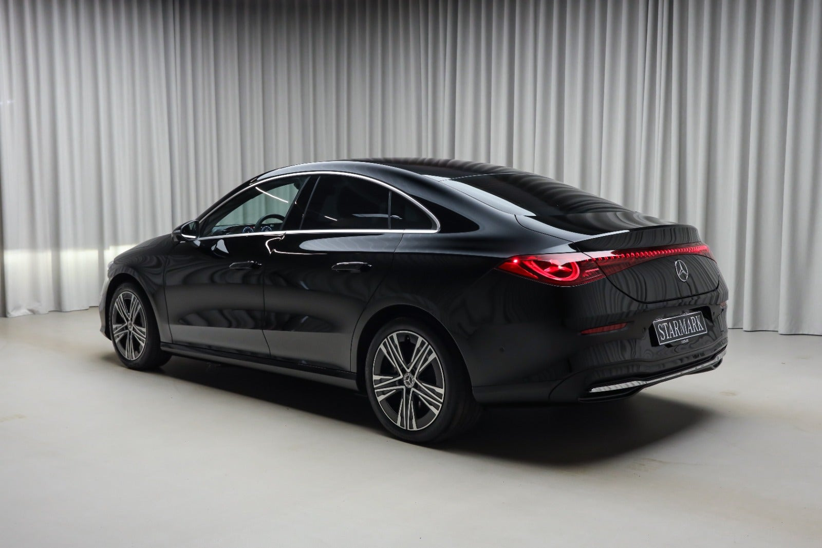 Sort Mercedes CLA200 fra 2026