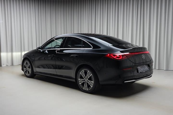 Sort Mercedes CLA200 fra 2026