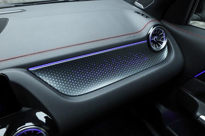 Sort Mercedes EQA250+ fra 2026