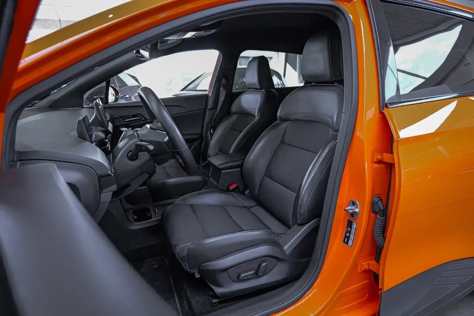 Orange MG MG4 fra 2022