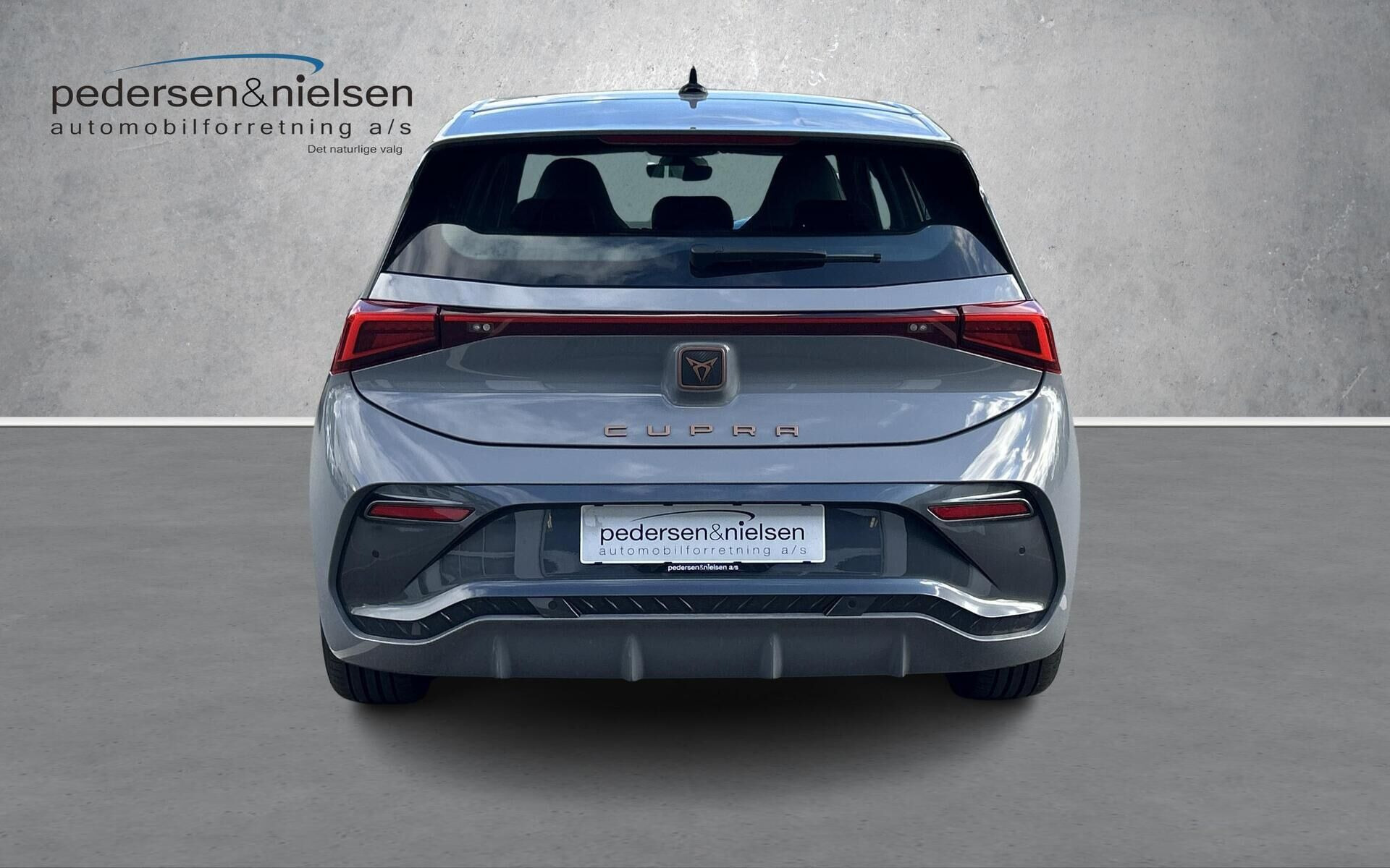 Grå Cupra Born fra 2024