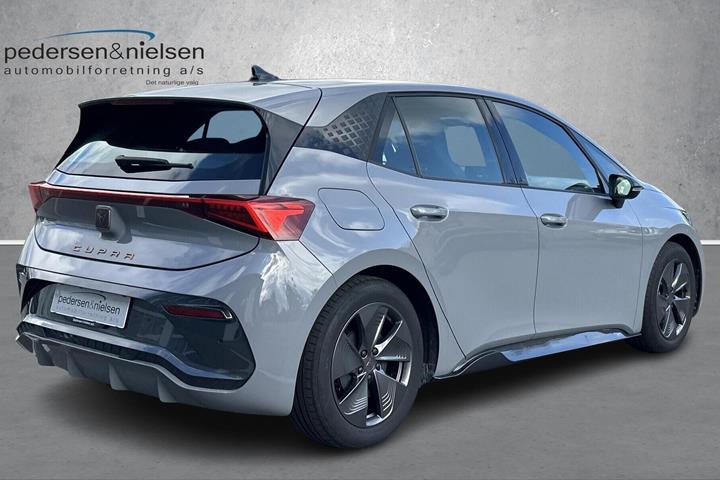 Grå Cupra Born fra 2024