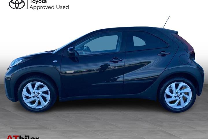 Sort Toyota Aygo X fra 2024